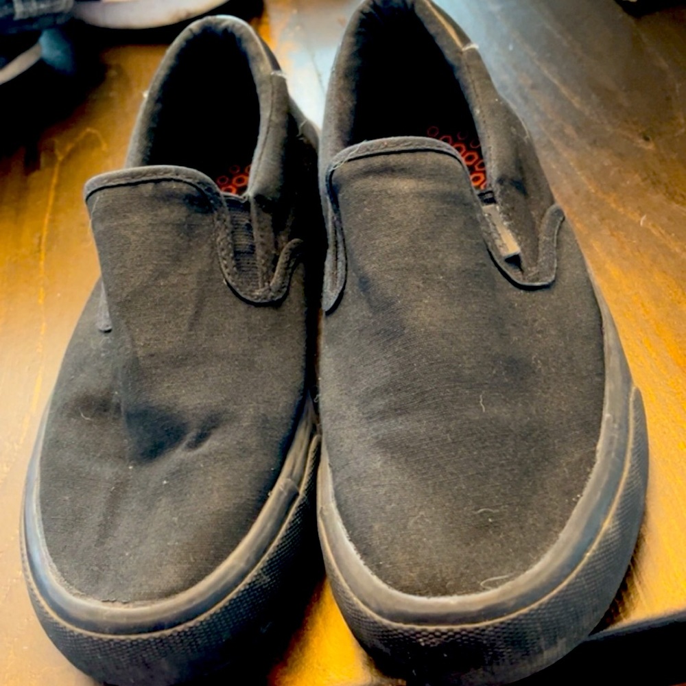 All Black Lugz